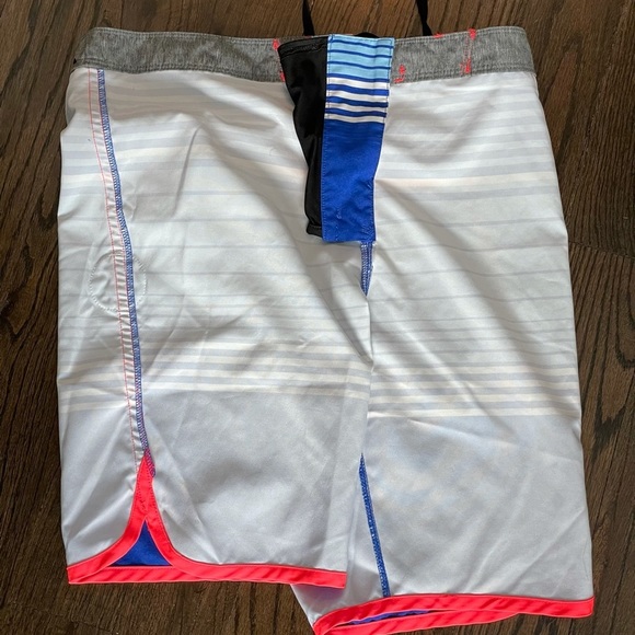 Blue and orange Hurley swimsuit. Size 16 - Picture 7 of 7